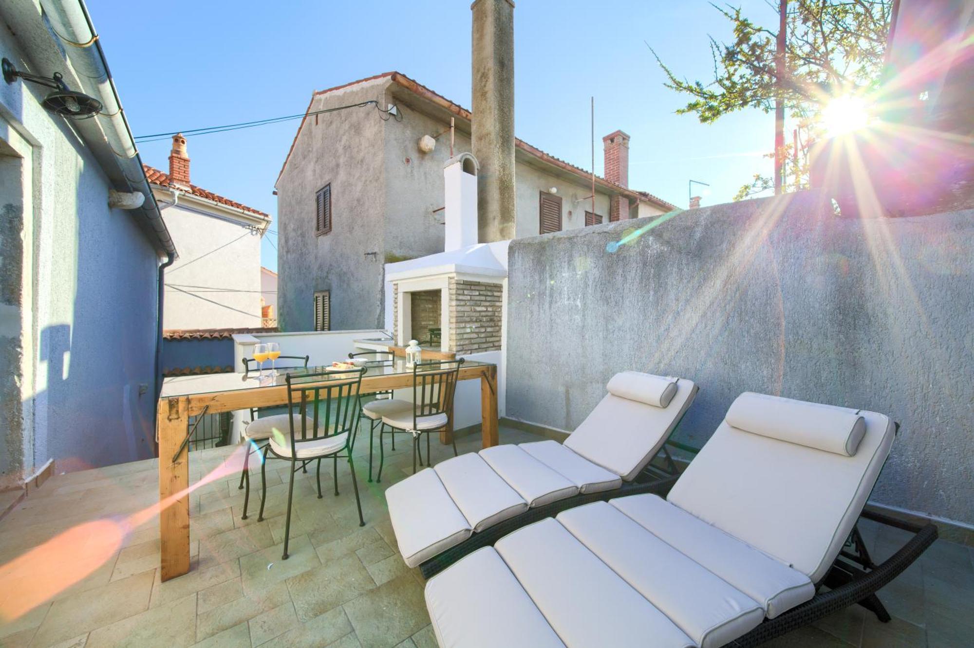 Apartment Old Town Mariolina Krk Town Exterior foto