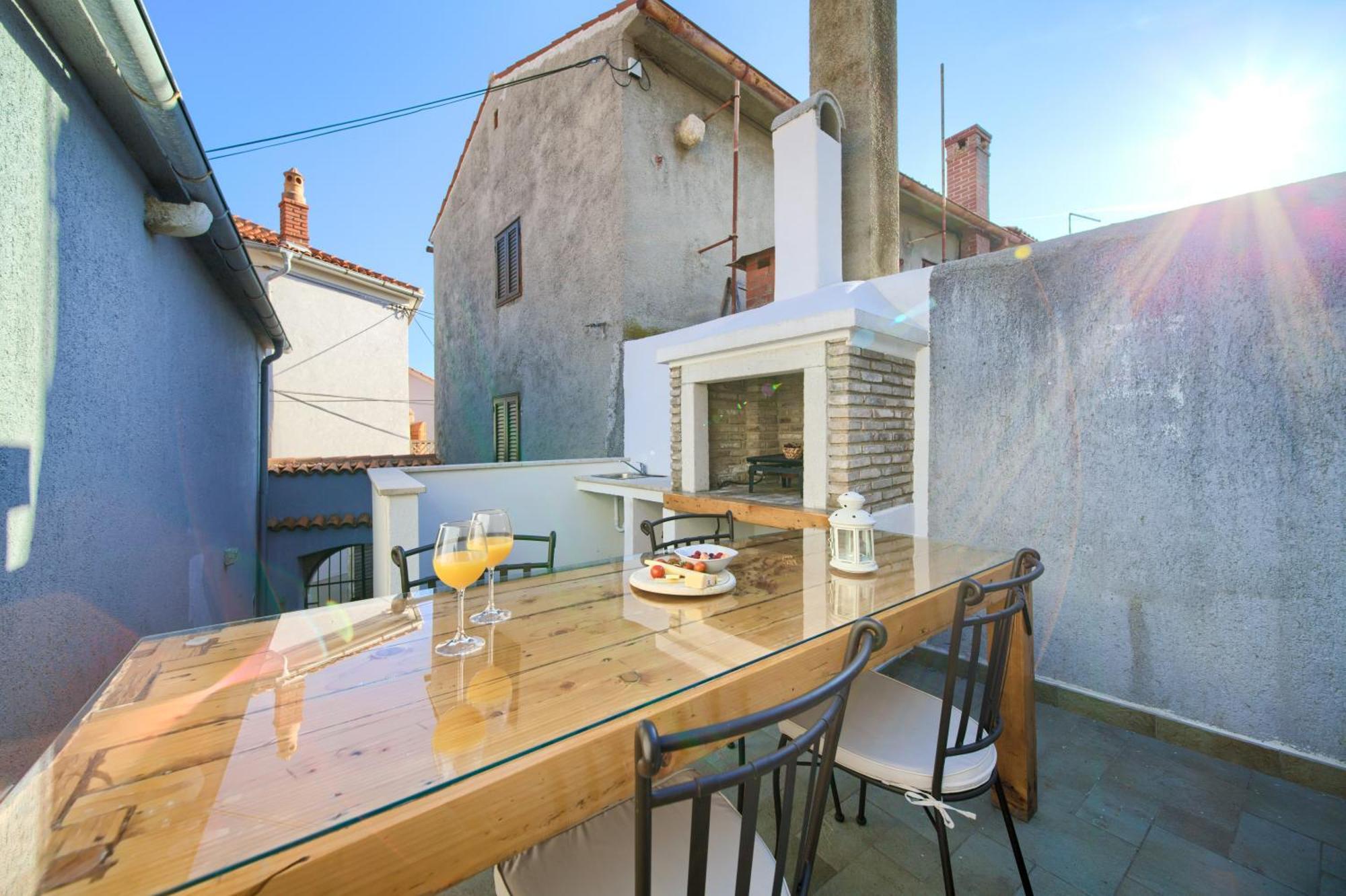 Apartment Old Town Mariolina Krk Town Exterior foto