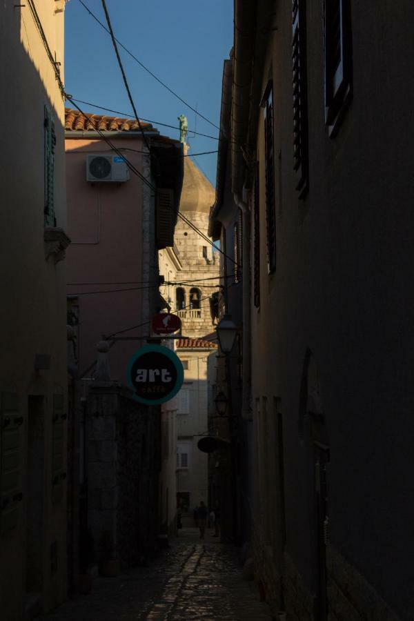 Apartment Old Town Mariolina Krk Town Exterior foto